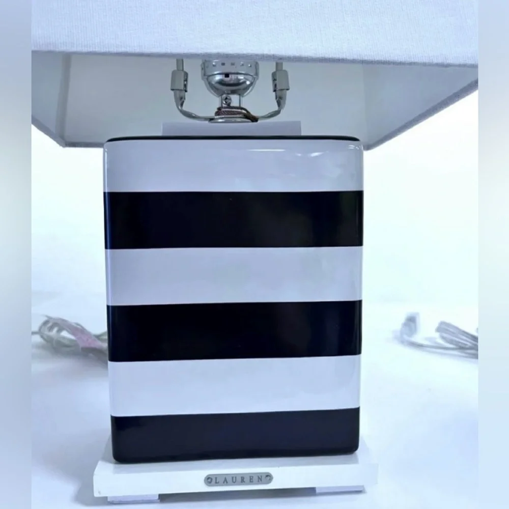 Ralph Lauren Porcelain Striped Design Small Lamp NEW - Picture 3 of 3
